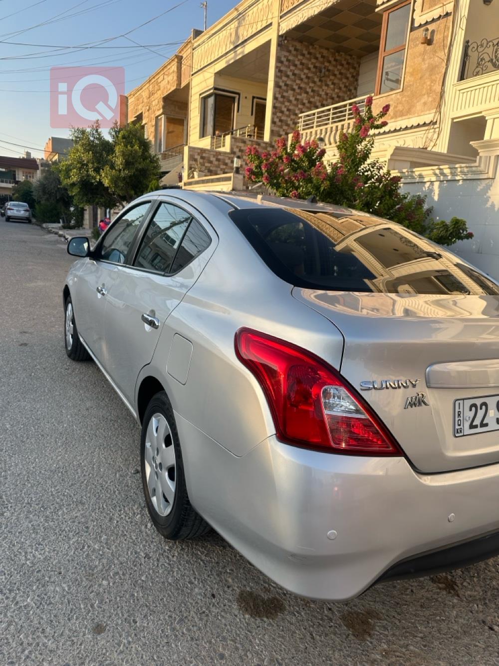 نيسان صني